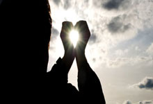 水晶宫全队发扬团结，客场逼平实力对手成功保住比分