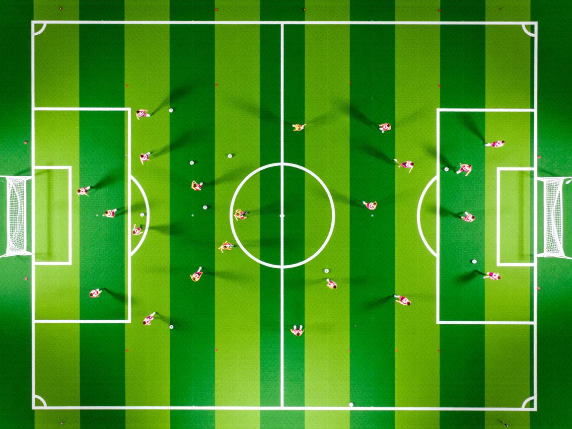 开云体育足球-欧冠奖杯的故事：金光闪耀的荣耀象征，欧冠奖杯名字是什么  第3张